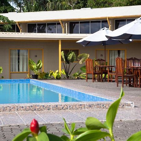 Huon Gulf Hotel Лае Екстериор снимка