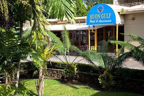 Huon Gulf Hotel Лае Екстериор снимка